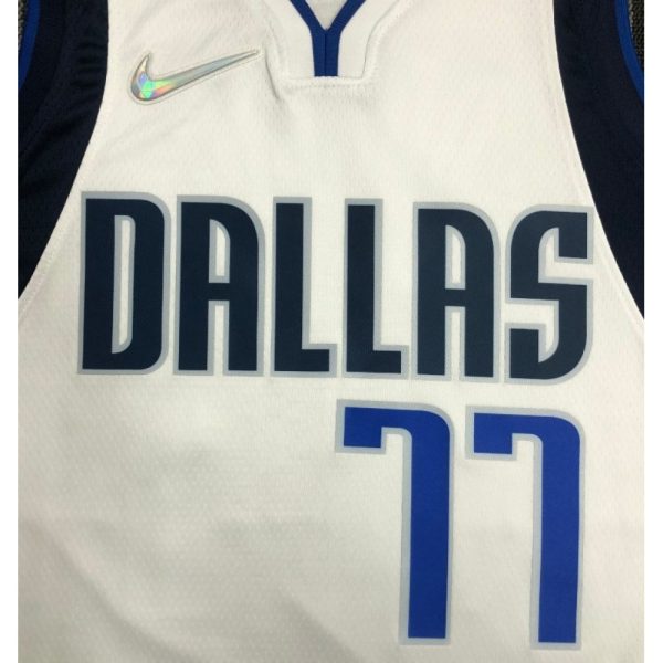 Men's Dallas Mavericks Luka Doncic #77 Nike White 2021/22 Swingman NBA Jersey Icon Edition Superb - Image 3